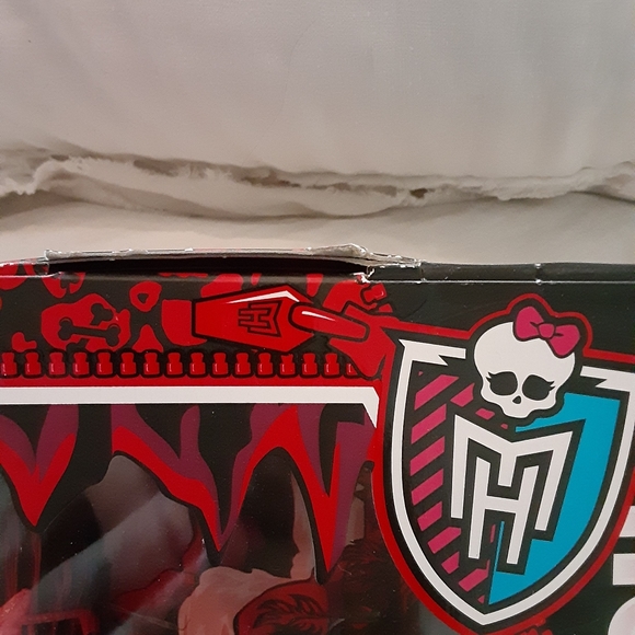 Monster High Operetta Doll - Picture 4 of 6